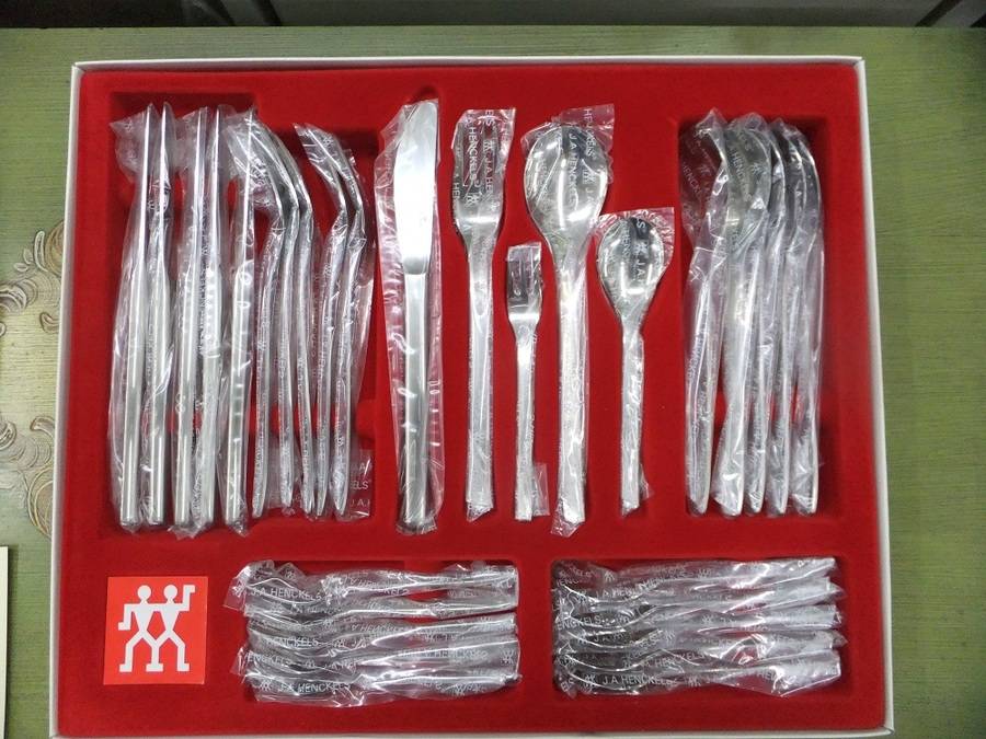 洋食器コーナーから ZWILLING（ツヴィリング） J.A.HENCKELS（J.A.