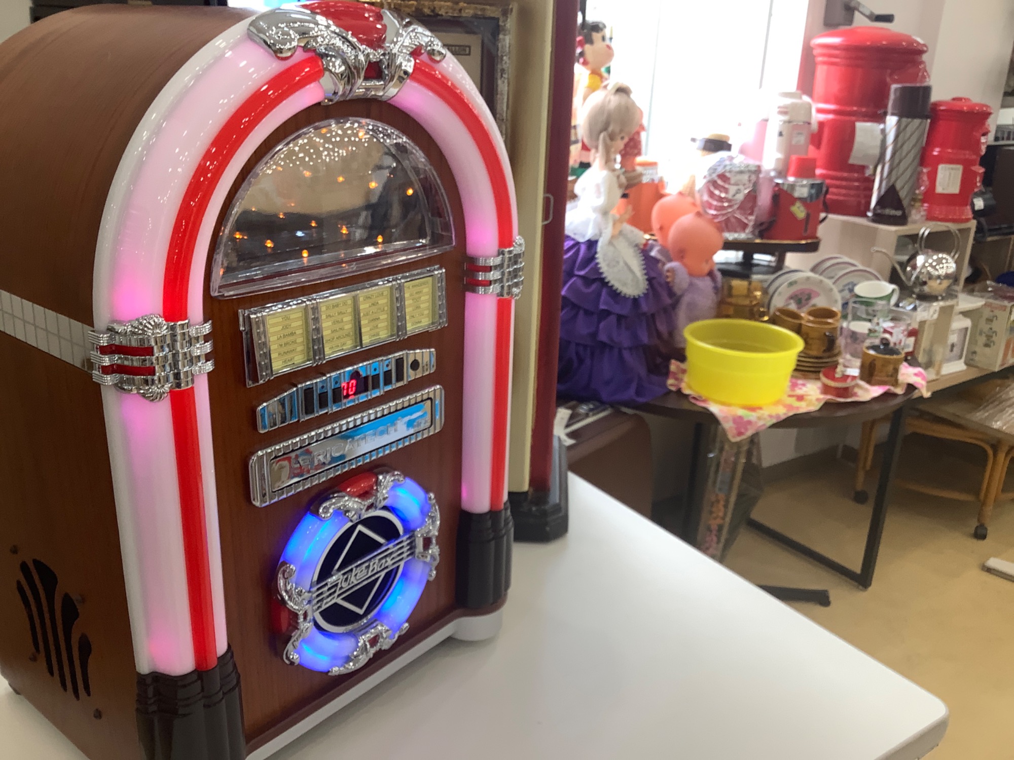 ジュークボックス型CDプレーヤーを入荷いたしました！ ｜2024年07月19