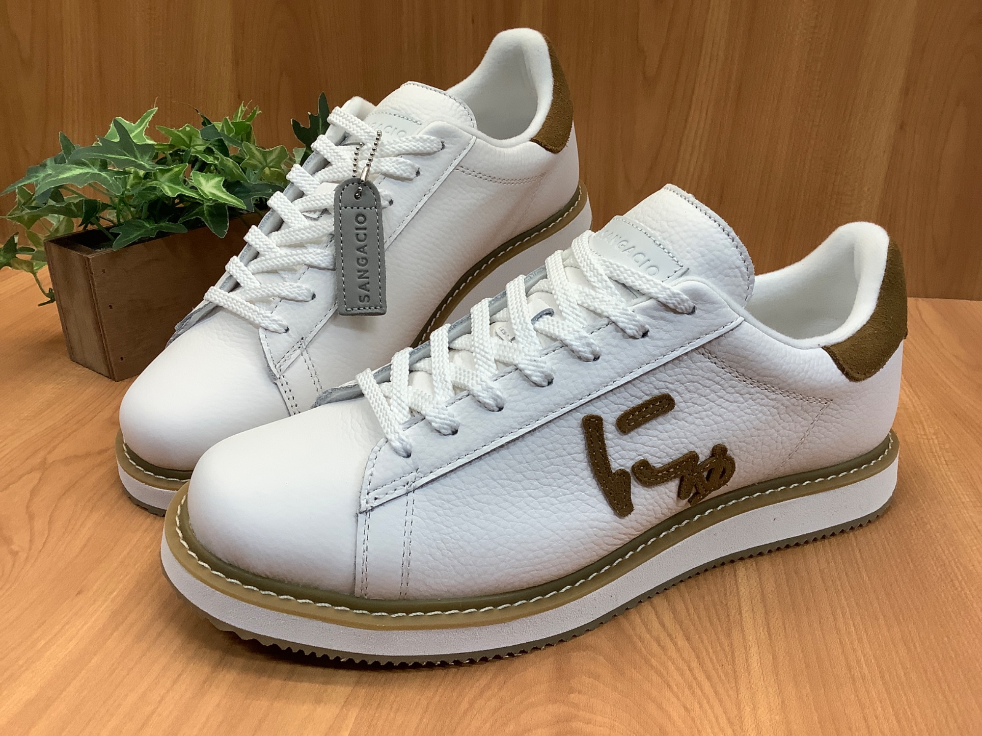 にゅ！！！】SANGACIO（サンガチオ）よりスニーカーが入荷致しました