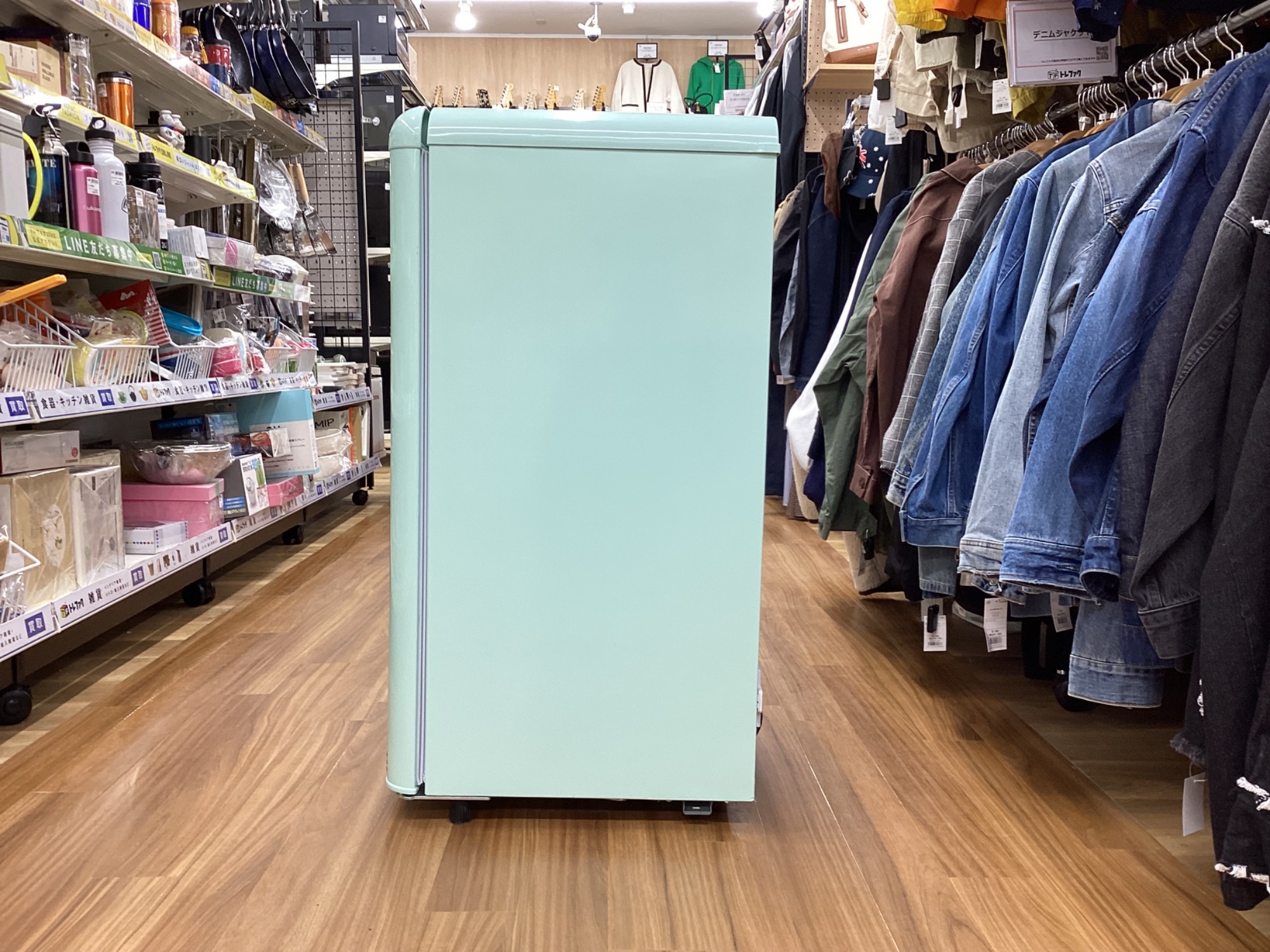 1ドアレトロ冷蔵庫 GRAND-LINE レトロモダン冷凍庫 ARE-F60LGを入荷