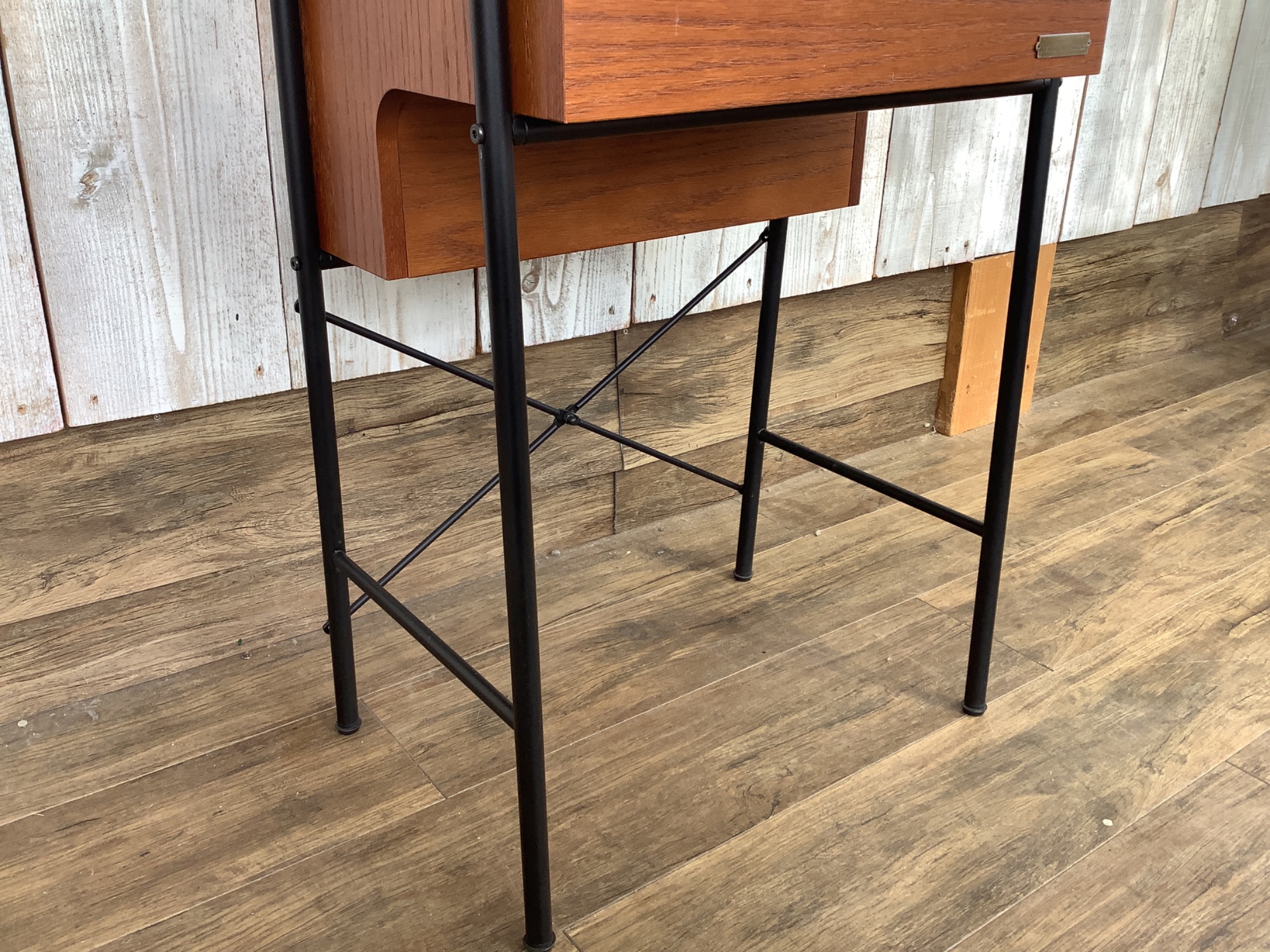 niko and（ニコアンド）】アメリカンビンテージのようなデザインの