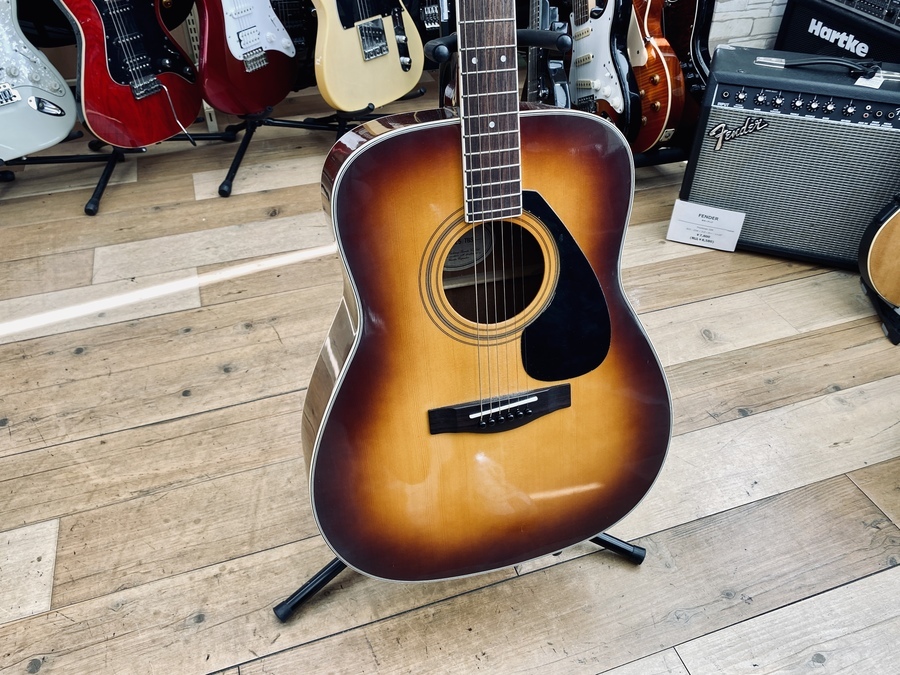 90年代モデルのYAMAHA (ヤマハ) FG-425 買取入荷しました！｜2022年06
