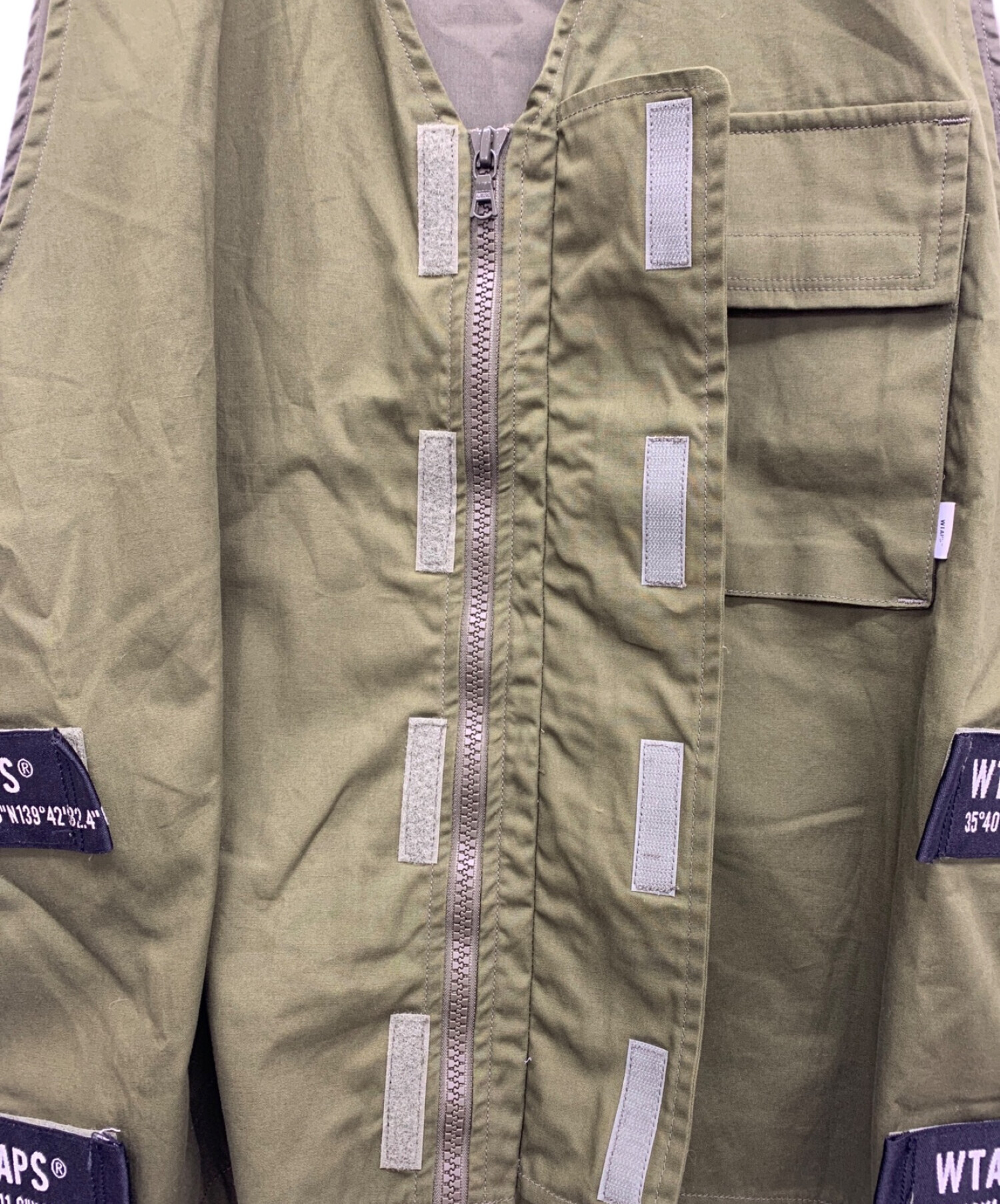 中古・古着通販】WTAPS (ダブルタップス) ロゴデザインベスト オリーブ