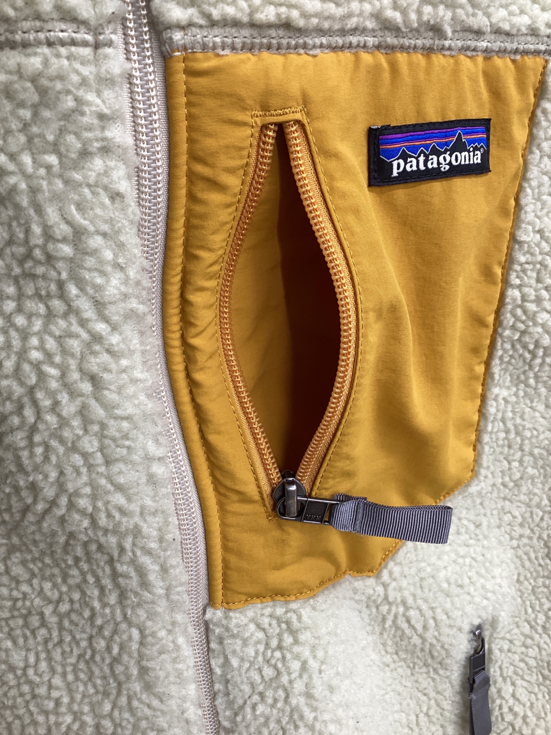中古・古着通販】Patagonia (パタゴニア) ボアベスト ベージュ サイズ