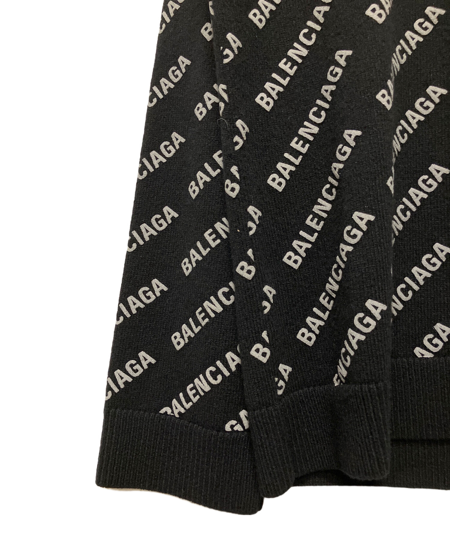 中古・古着通販】BALENCIAGA (バレンシアガ) オールオーバーロゴニット