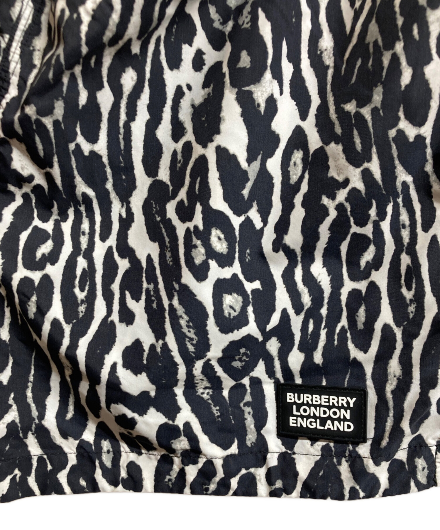 ⭐️お値下げ！バーバリー⭐️ブラックレーベル スイムパンツLサイズ