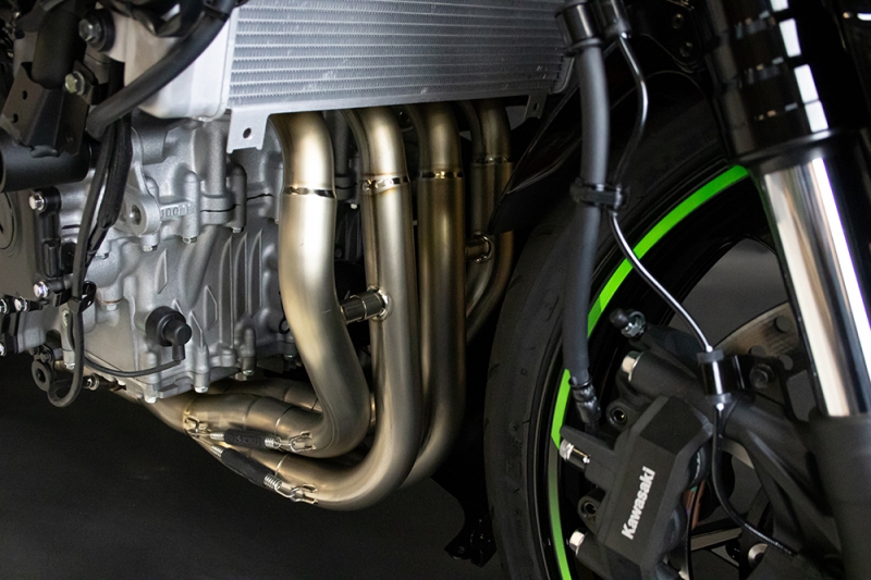 トリックスター / Ninja ZX-25R(21-22)政府認証フルエキゾースト