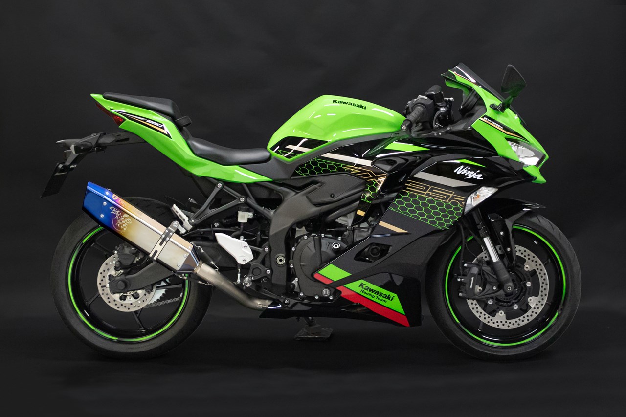 トリックスター / Ninja ZX-25R