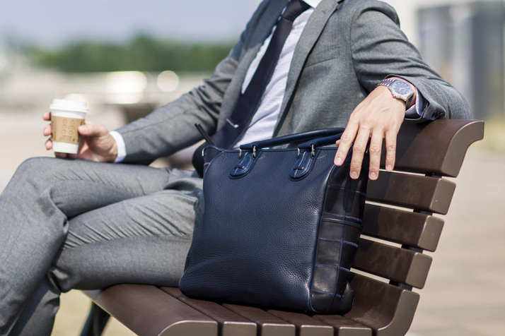 シボ革とパネルレザーが生み出す新しいコンビデザイン – 革・レザー