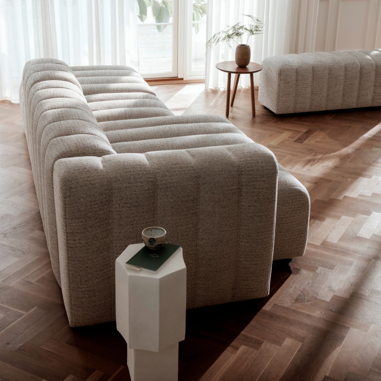 Studio Setup Sofa NORR11 - Undomus