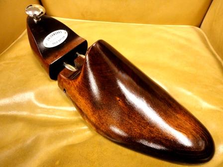 靴を買ったら｜BLOG｜ユニオンワークス [ 靴修理、鞄修理 ]