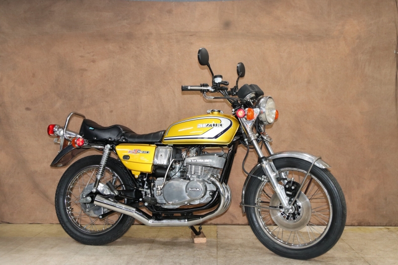 GT380(B4) 東京本社 AZTEC GOLD｜SOLD OUT｜旧車・絶版バイクならウエマツ