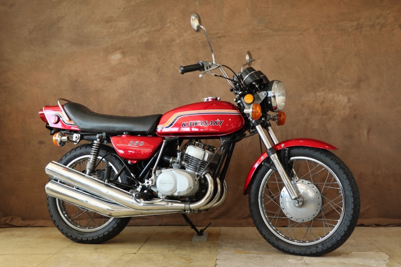 350SS （ カワサキ ） の在庫情報【絶版バイク専門店ウエマツ】 | 旧車