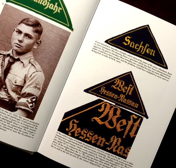 洋書 Handbook of the Hitler-Jugend Hitler Youth, 1922-1945: An