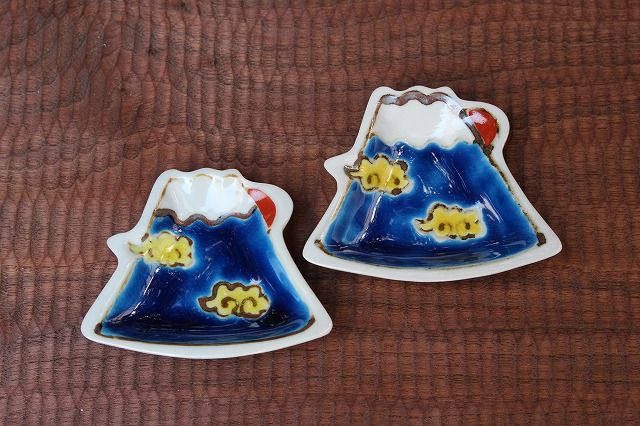 石川県能美市で作陶されている双鳩窯の縁起豆皿 富士山 うつわ家膳