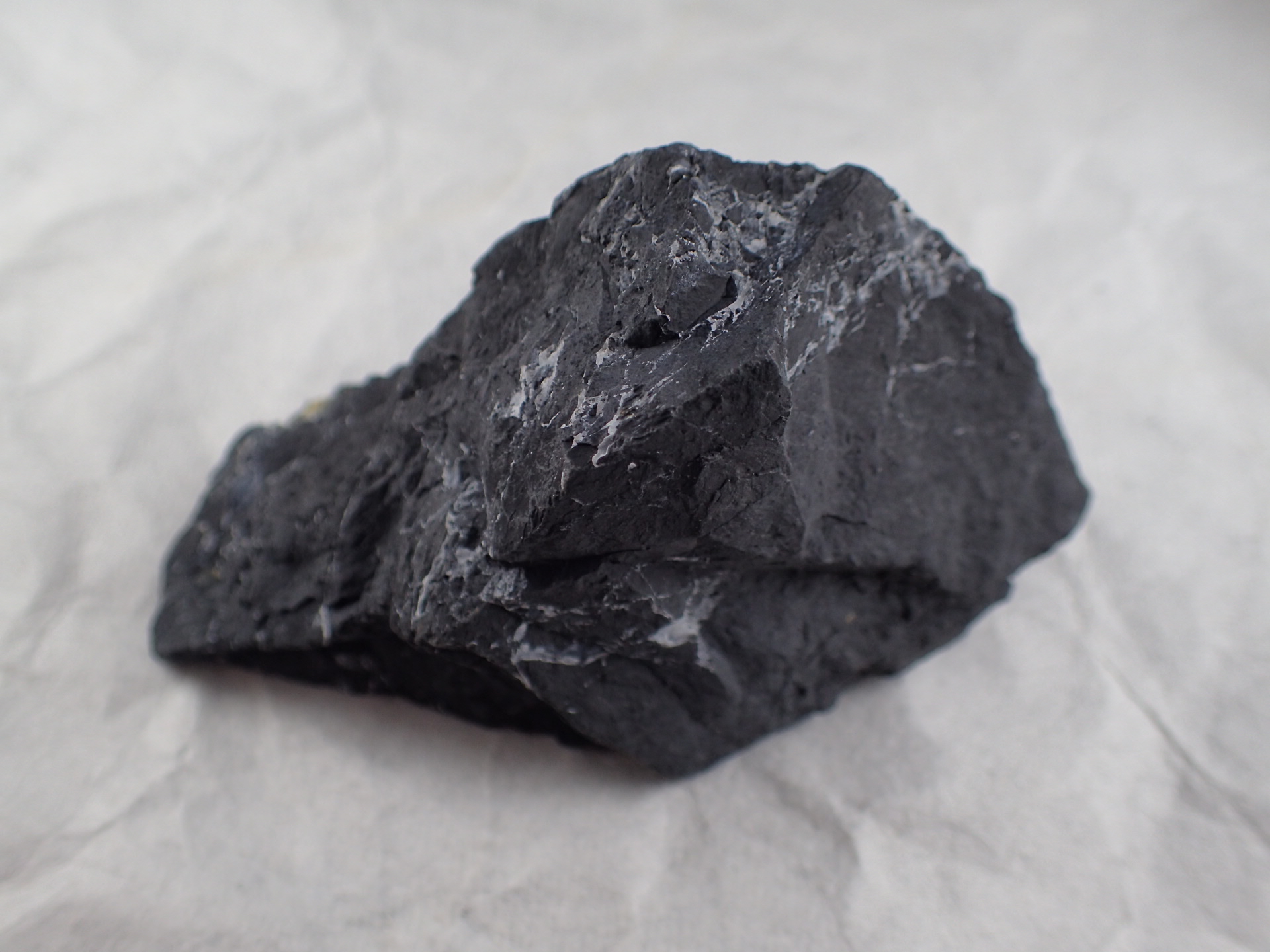 最高品質ブラックシリカ (Blackslica) 北海道上ノ国町 産 ｜石の販売