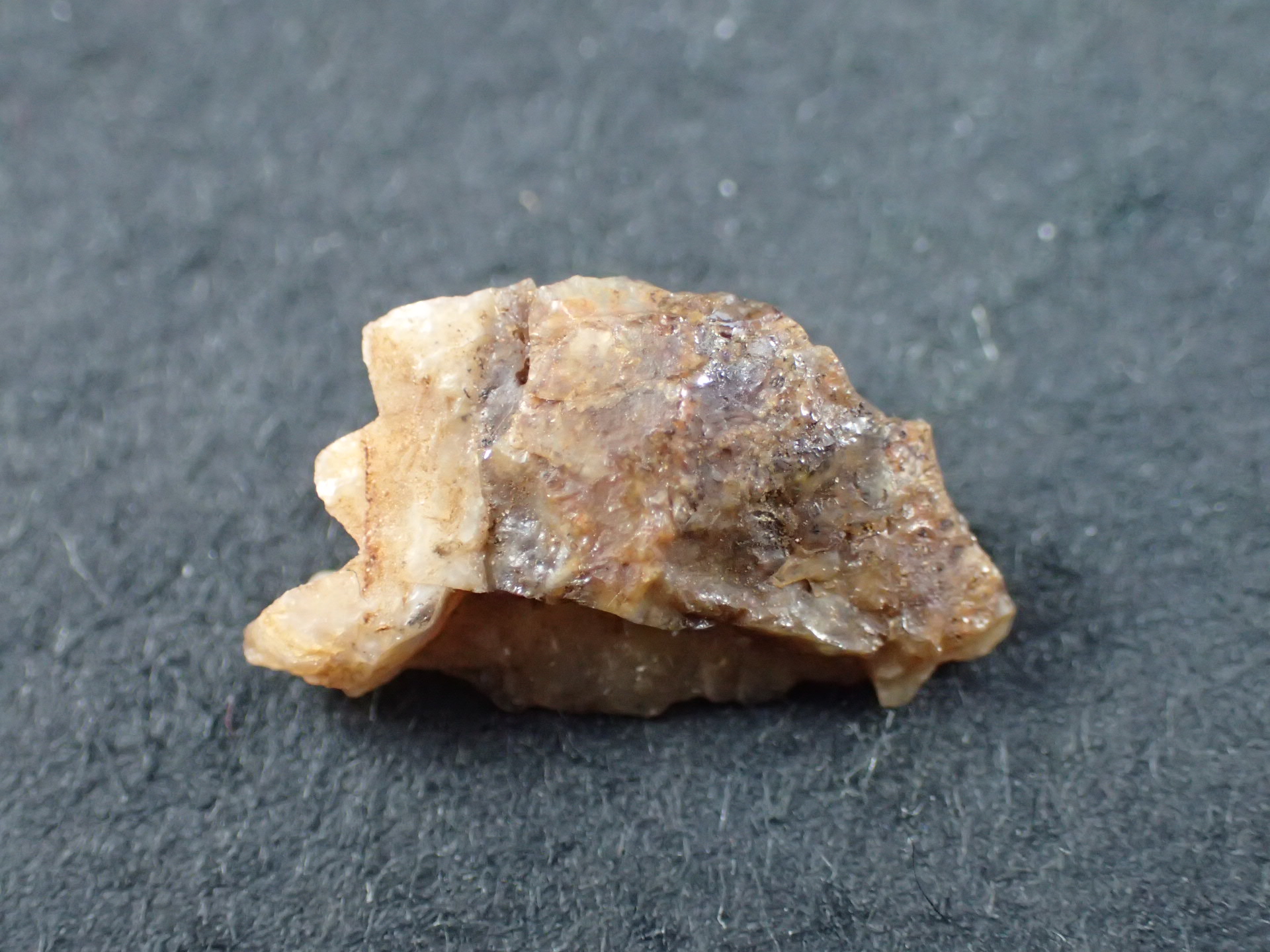 11】北海道石 然別オパール 蛍光オパール592、588、197g 11様専用