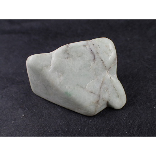 最高品質ヒスイ輝石(Jadeite) 新潟県糸魚川市青梅町 産 ｜石の販売専門