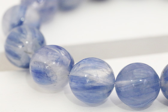 高品質 ヒマラヤ・ネパール産 カイヤナイト インクォーツ ブレスレット