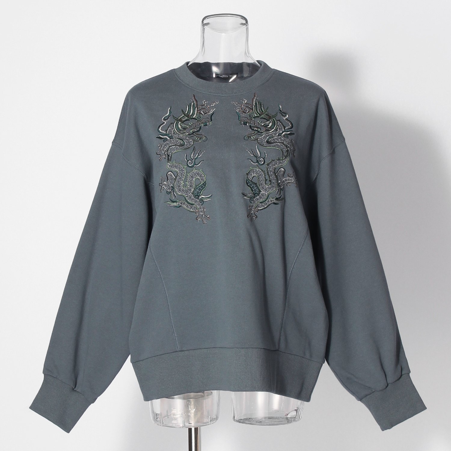 Dragon embroidery sweat shirt トレーナー｜VIVIENNE TAM