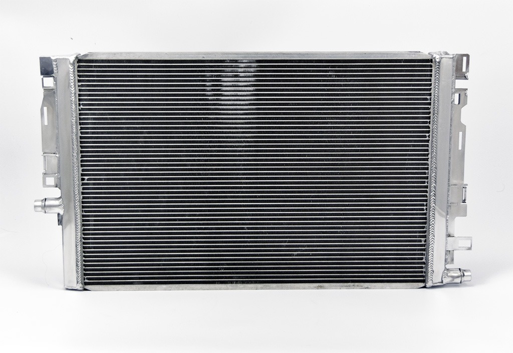 W205 C63 (S) Front Mount Heat Exchanger | VRP Speed