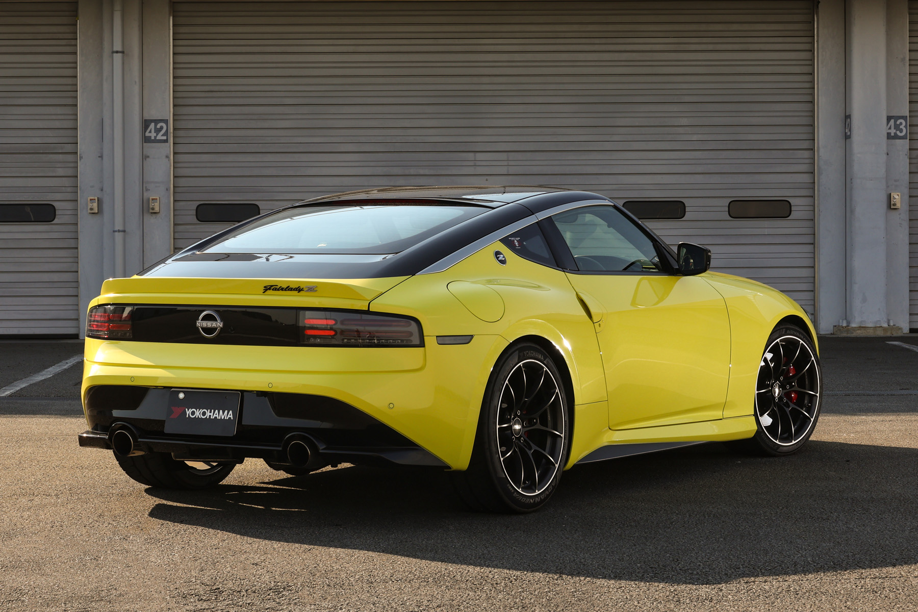 NISSAN FAIRLADY Z [RZ34] 2022y / レーシングドライバー 松田 次生