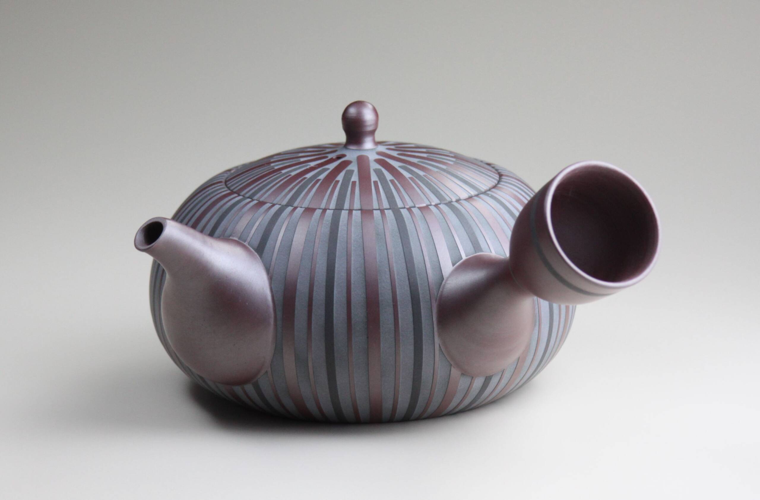 清水洋（三代 醉月）さんの工芸技術が四日市市無形文化財に、萬古焼の