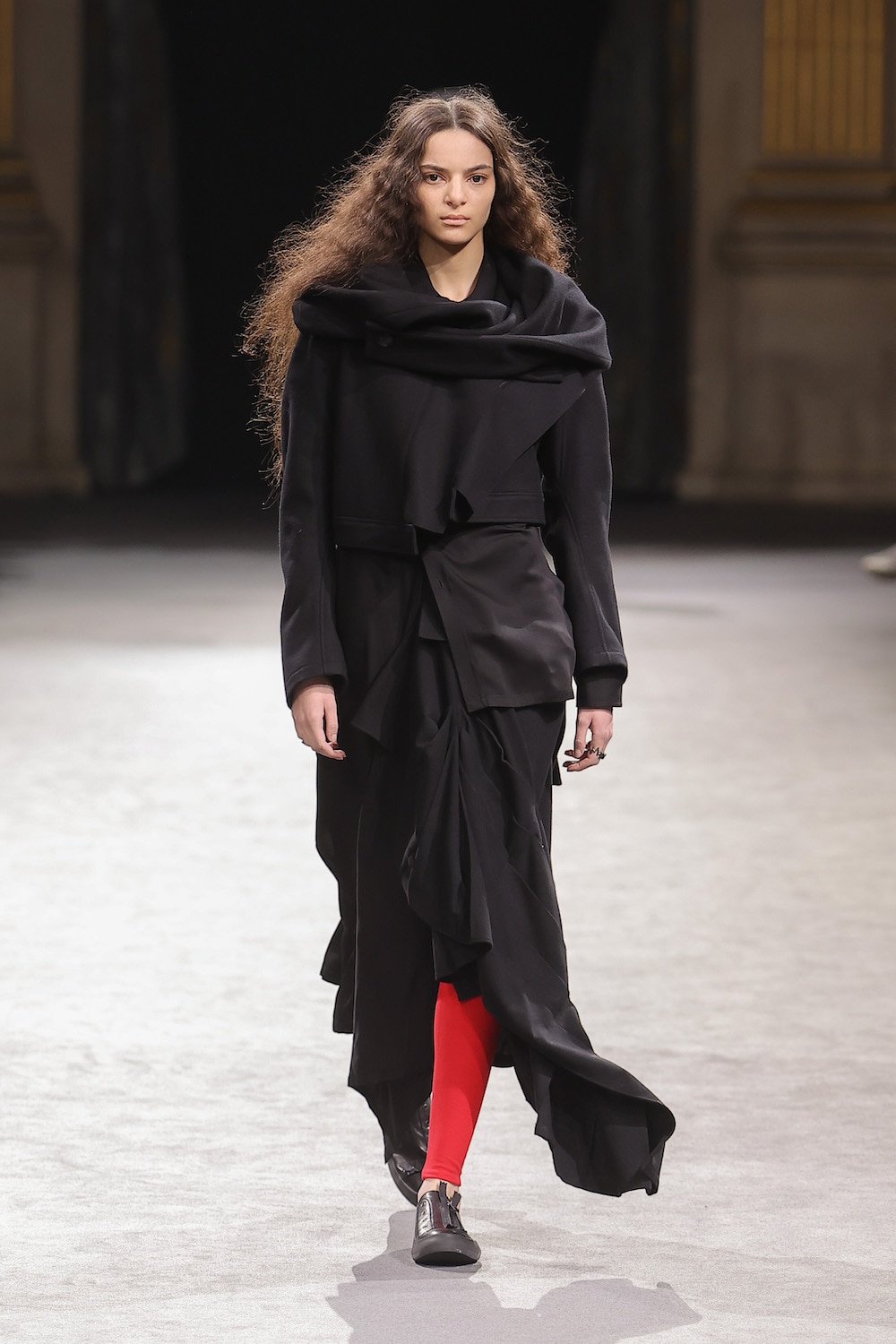 AUTUMN / WINTER 2023-24 | Yohji Yamamoto (ヨウジヤマモト) Official