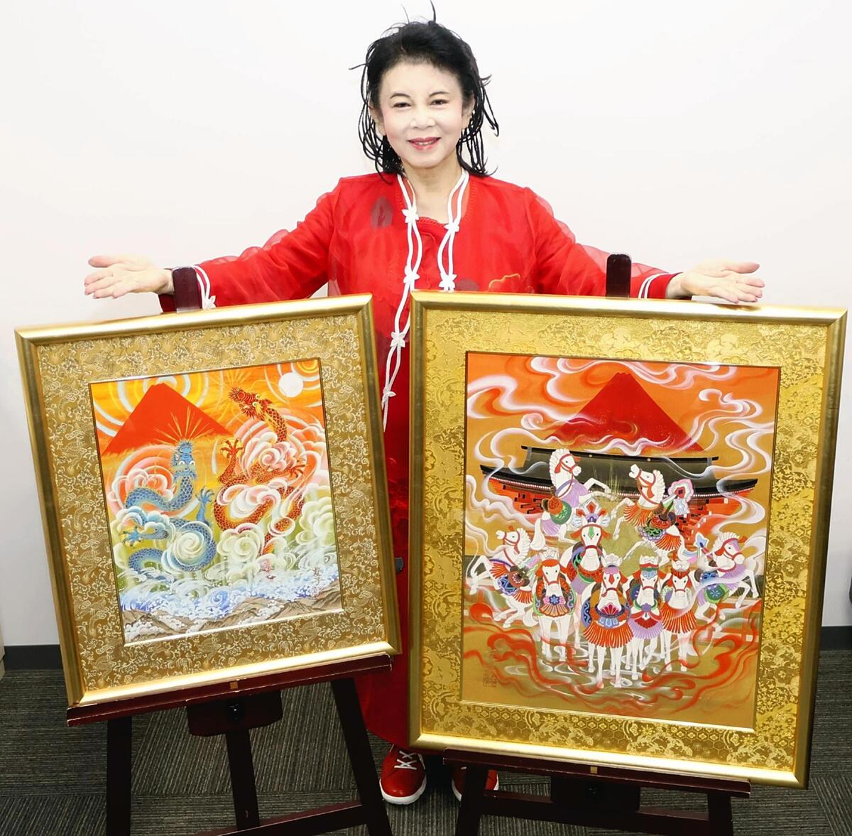 あいはら友子さん絵画展・・・津松菱 富士や馬など50点：地域