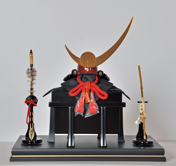 人形工房 吉貞 / 【五月人形】10号上杉謙信之兜セット