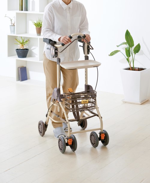 幸和製作所 テイコブリトルホームF ｜ 歩行車のレンタル・販売