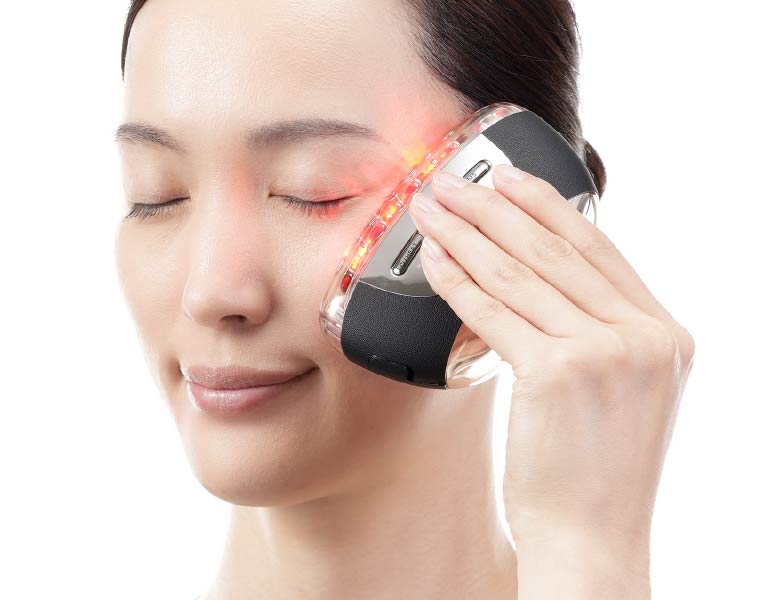 1回1分置くだけ。リフトケア特化型美顔器。 「リフトロジープロ