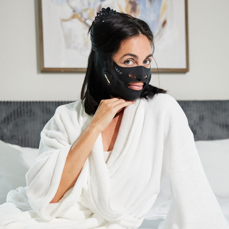 Medi Lift Essential Mask – EMS Facial Toning & Lifting Device