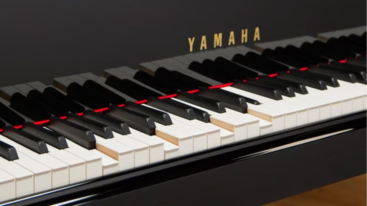 自動演奏ピアノ「YAMAHA Disklavier」展示中【銀座本店6Fピアノフロア