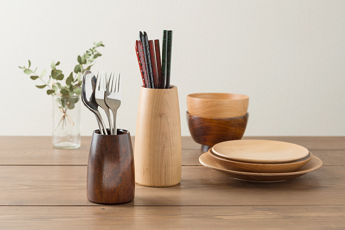 ソコの洗える箸立て |ヤマイチロクロ木工製品販売 - 長野県南木曽町妻籠宿