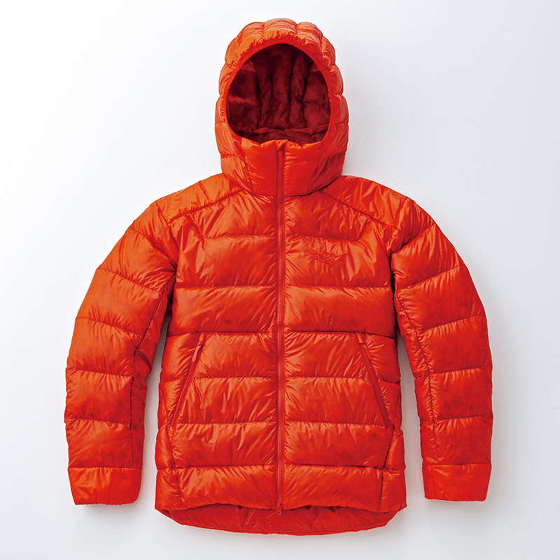 アークテリクス「セリウム SV フーディ」｜高品質ダウンを使用した