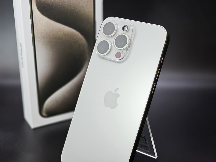 iPhone 15 Pro Max レビュー androidユーザーが本気で乗り換えてみた