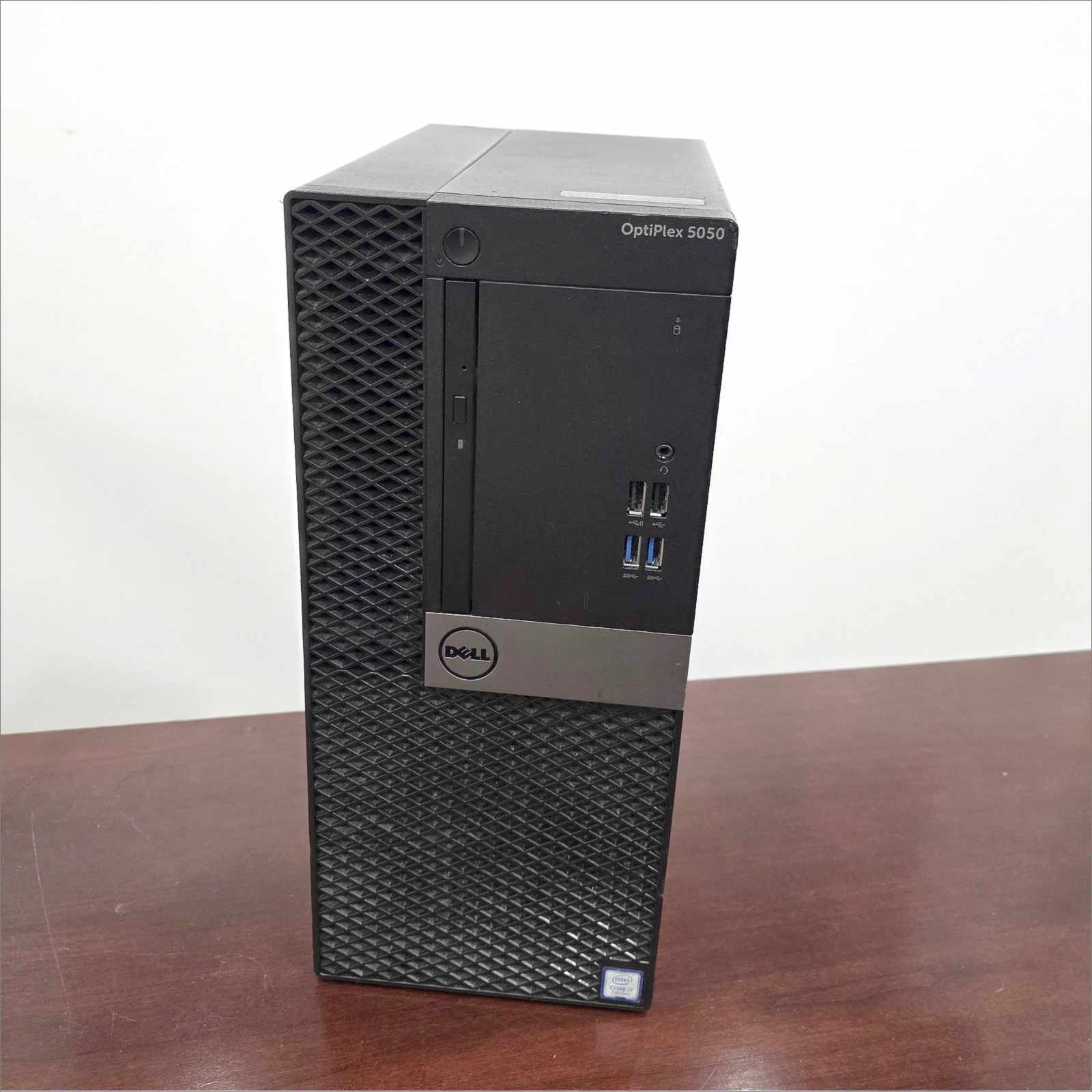 Dell Optiplex 5050 MT Intel Core i7-7700 @ 3.60GHz 8GB 128GB M.2