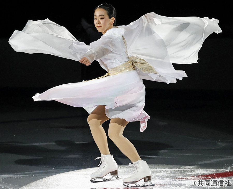 浅田真央、桜の見えるMAORINK。「世界最大級」の“夢の城“が完成 - 二宮