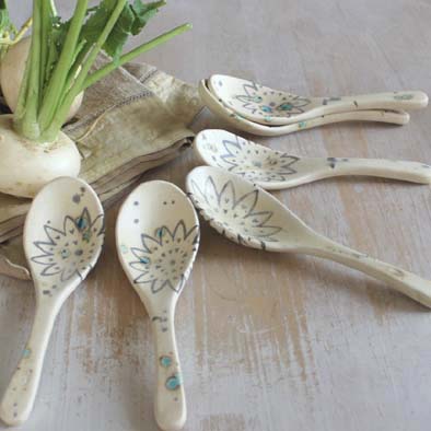 ヒグチユウコ 樋口ゆうこ 九谷焼箸置きさ9個さセット ヒグチユウコ