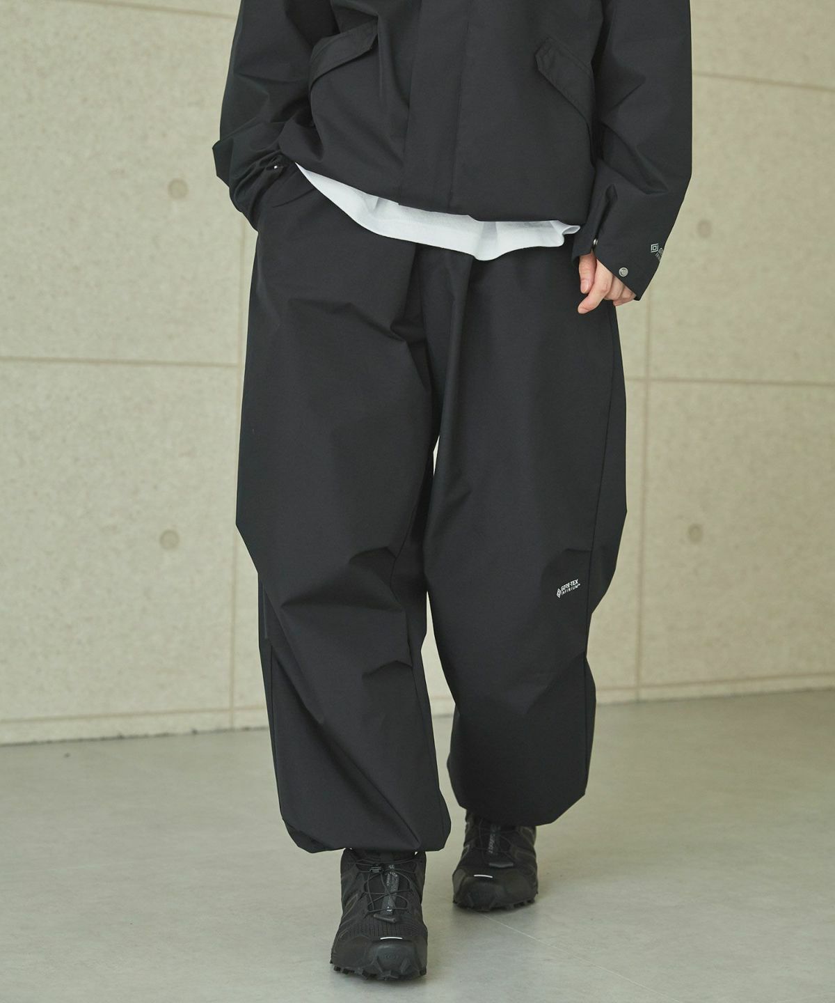 OPENING ACT×+phenix] GORE‑TEX INFINIUM ワイドオーバーパンツ