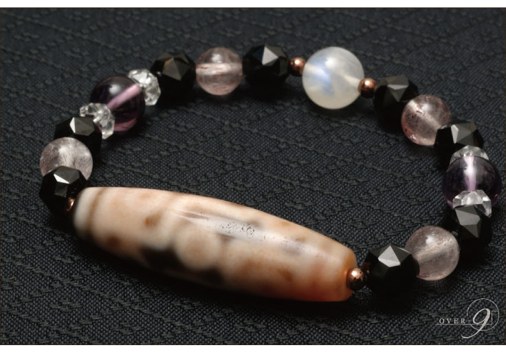 九眼天珠の効能 意味 体験談 チベットに伝わる九眼に迫る！