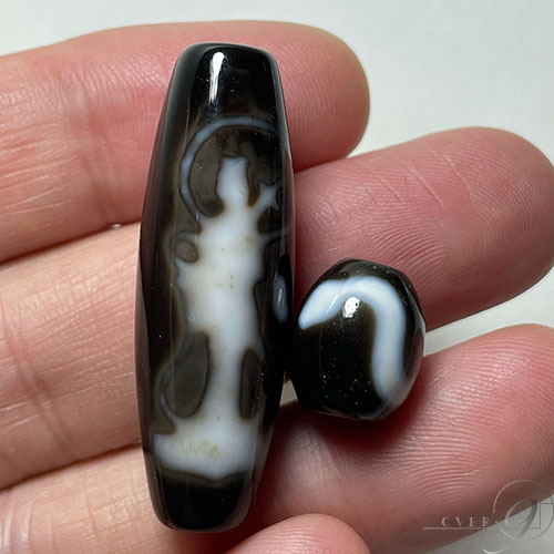 天珠の組み合わせ 弁才天天珠（弁財天）と白蛇天珠