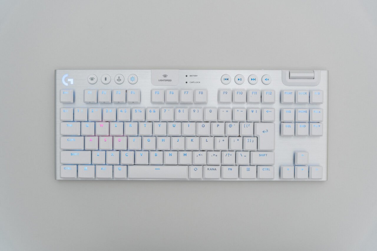 Logicool G915 X LIGHTSPEED TKL レビュー：前モデルから着実に進化を
