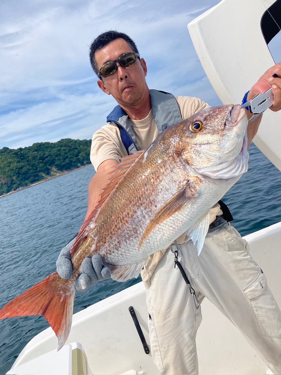 瀬戸内海】真鯛 / タイラバ SeaWalk Tairubber 70AT | YAMAGA