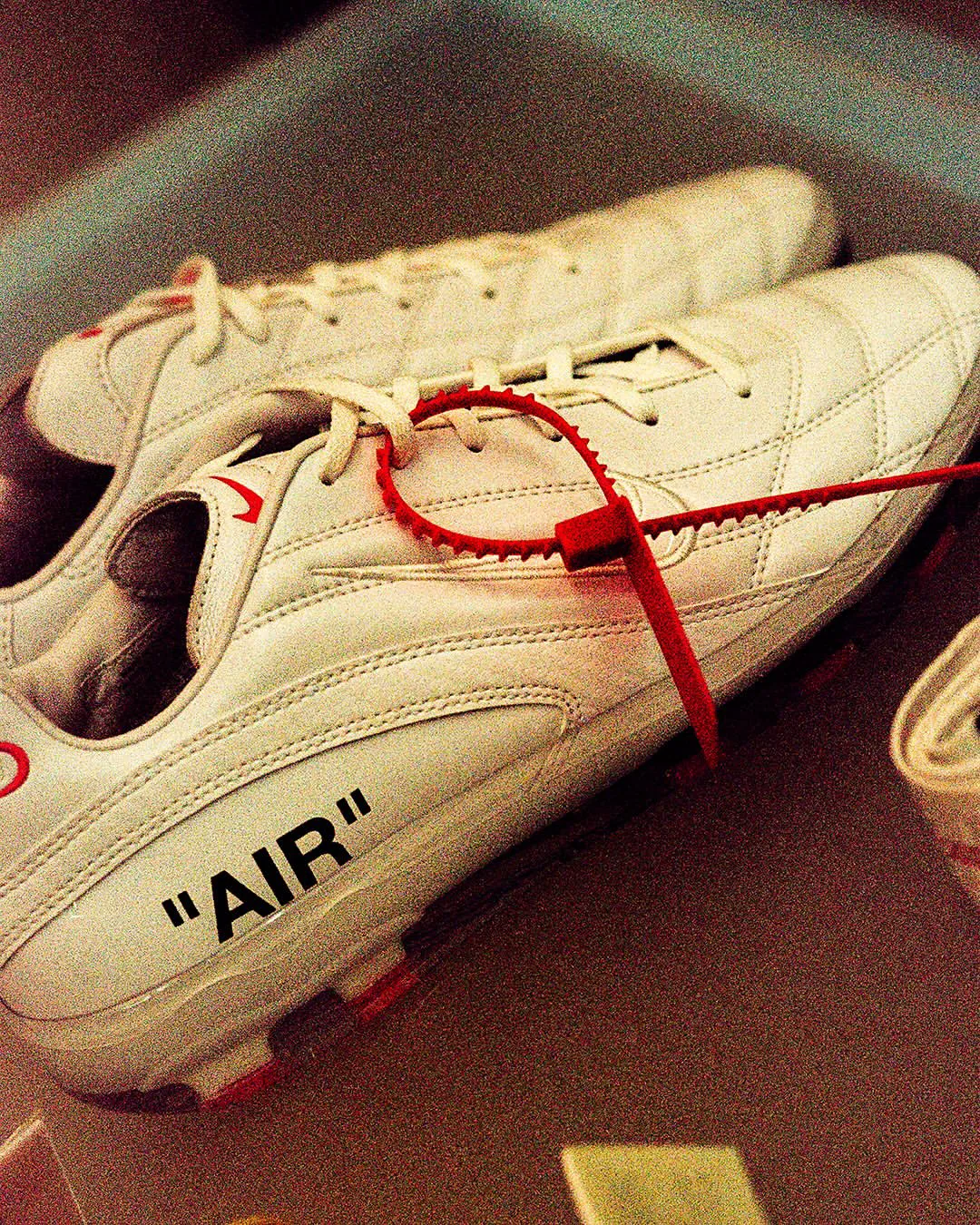 Off-White™ × NIKE の未発売サンプルモデルが公開 - Yakkun