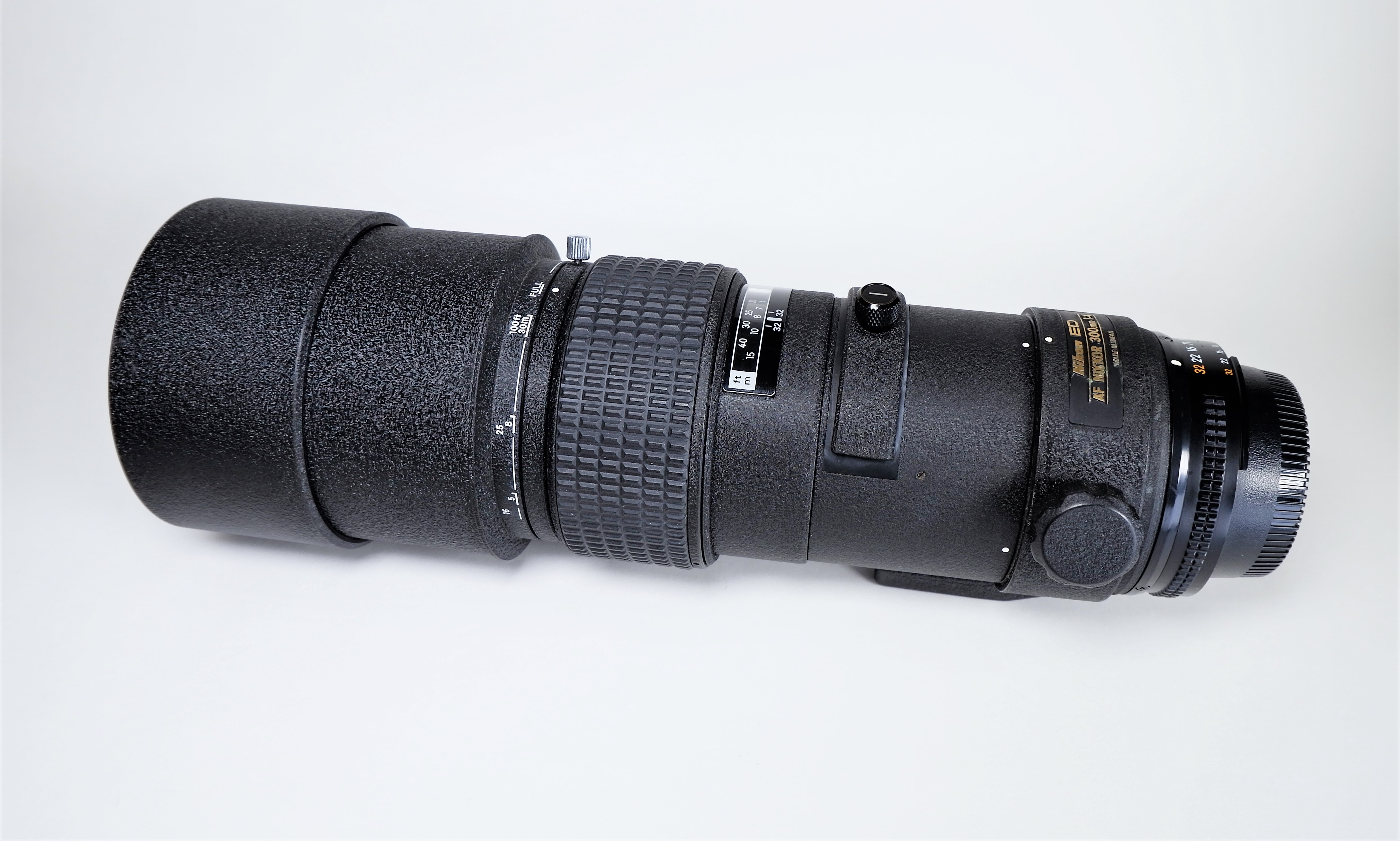 Testing my Nikon AF Nikkor 300mm f4 ED lens | Chasing Classic