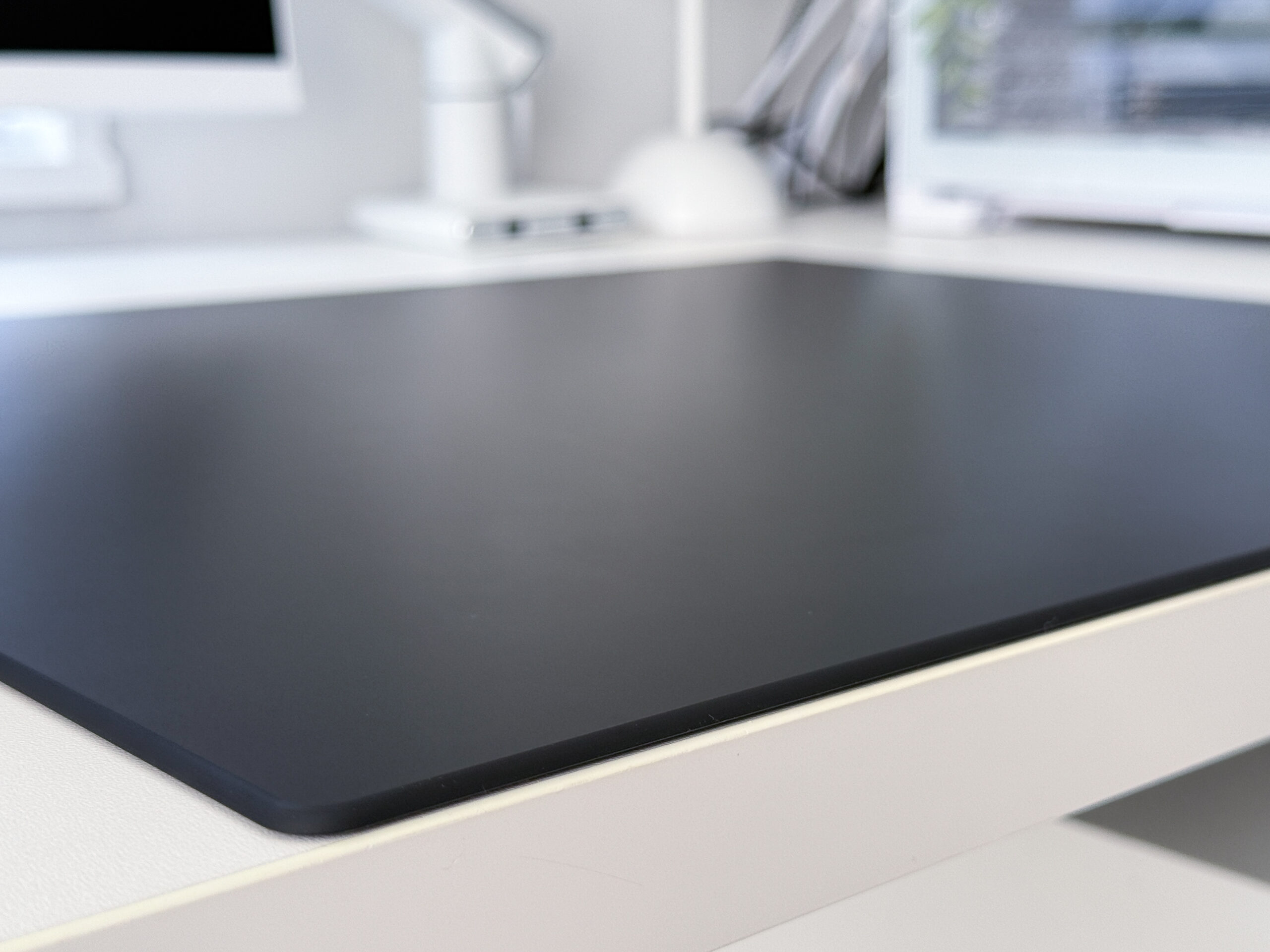 第5世代】WALLHACK VA-005 スピード系ガラスマウスパッドをレビュー