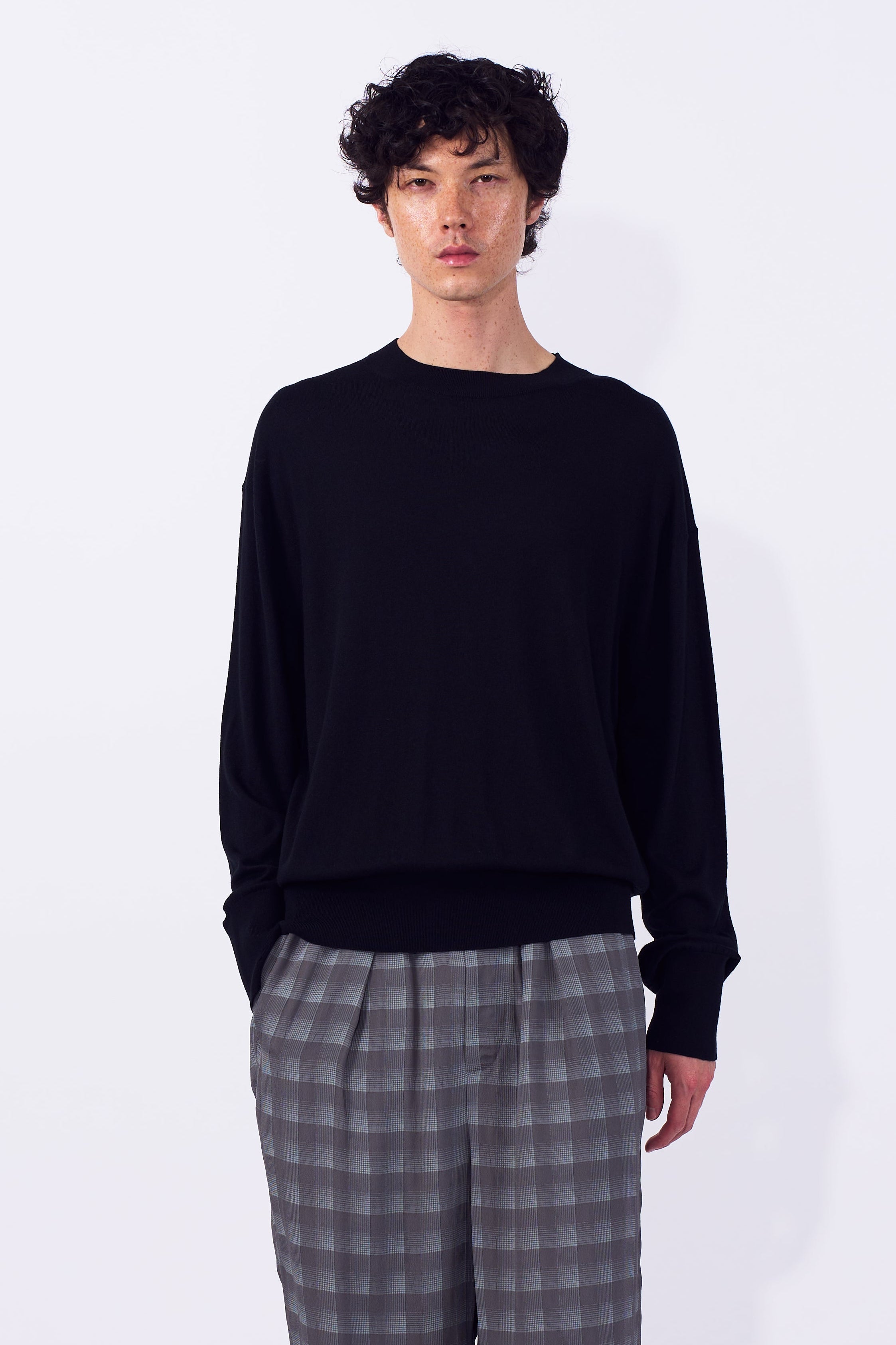 Silk Cashmere Knit Crewneck Sweater | YOKE Official Website