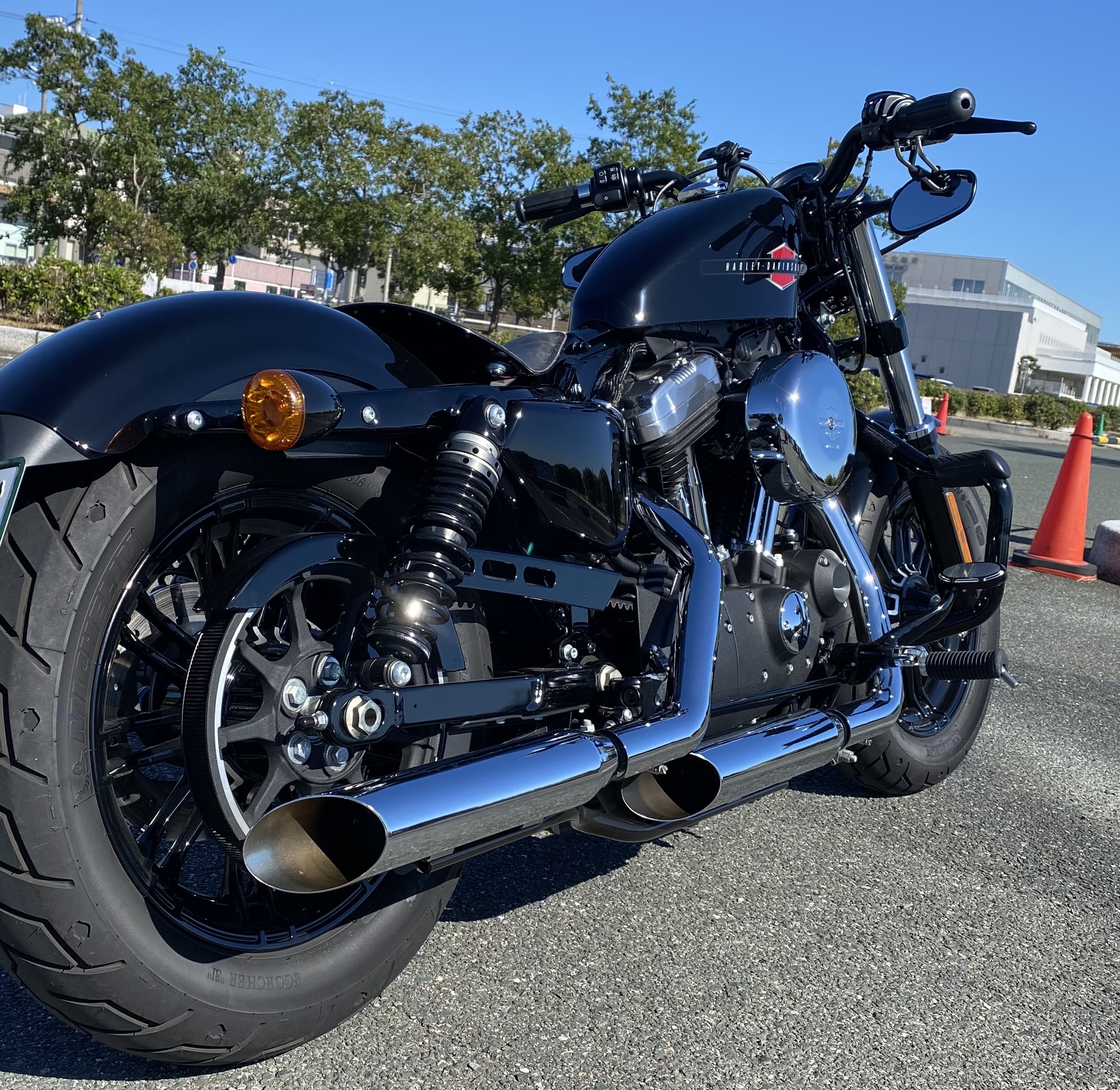 クロームワークス□3インチ HP-PLUS スリップオンマフラー スラッシュ